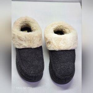 Dearfoams Cream Fur Lined Slippers